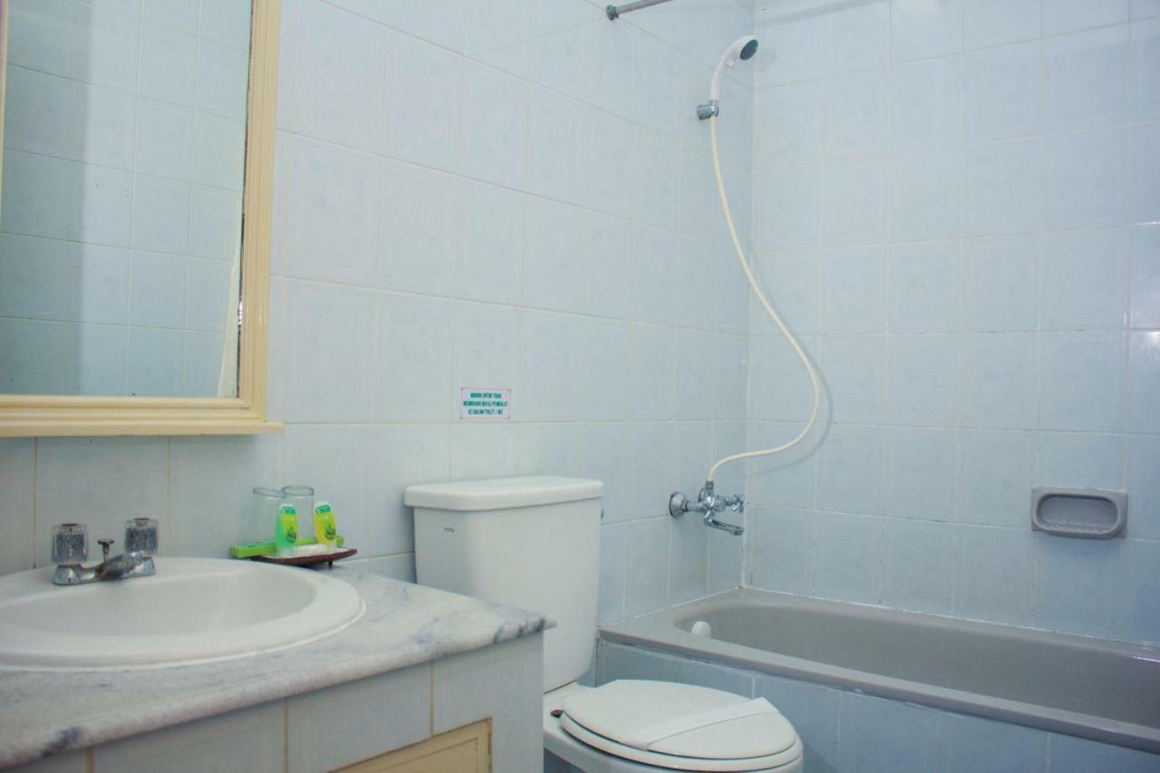 Sapta Nawa Resort 1 Gresik Экстерьер фото